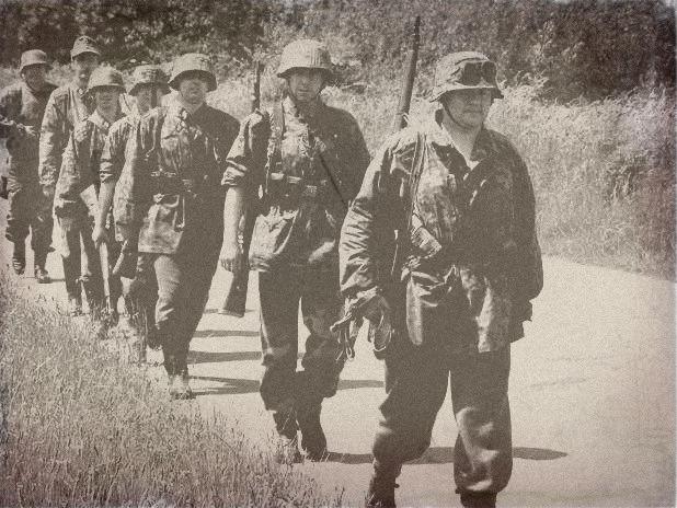 Picture of the lads from Frontline-Die Gruppe