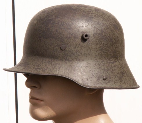 Stahlhelm 1 002.jpg