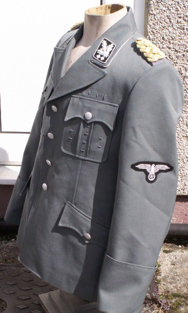 M37 tunic 003.jpg