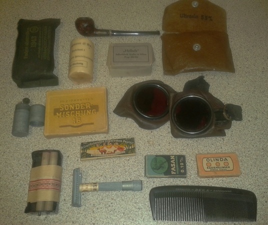 WW2 personal kit.jpg