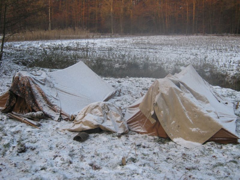 Tents Dec.2010.JPG