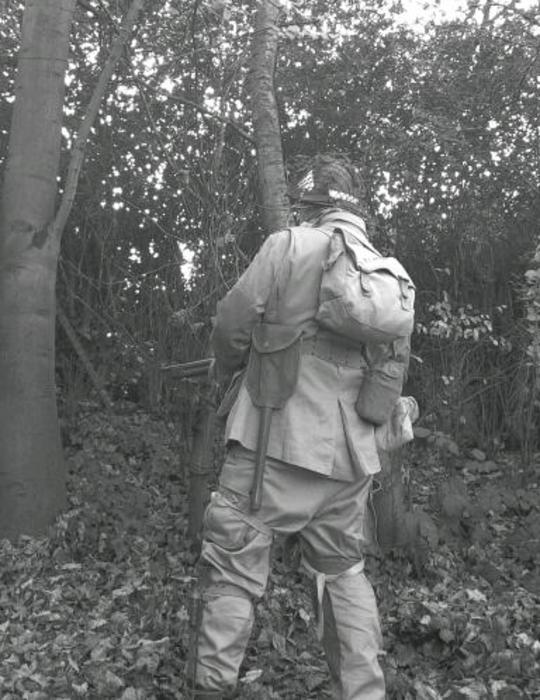 US Paratrooper pic 2.jpg