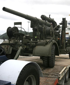 BIG GUN: An 88mm Flak 37 German artillery gun has come to town as part of the Classic Fighters Airshow at Omaka.The anit-aircraft gun can fire to 36,000 feet.