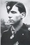 SS-Unterscharführer<br />Kaspar Sporck<br />Born: 20.03.1923 te Heerlen <br />Deceased: 08.04.1945 te Res.Laz. Bayreuth <br />Fought: Oostfront <br />Decorate:knight's cross 2e and 1e klas- Ritterkreuz on 23.10.1944 als SS-Unterscharführer and Geschützführer in 5./SS-PzAufklAbt 11 &quot;Nordland&quot;· <br />Begraven: Ehrenfriedhof Bayreuth-St.-Georgen. Grab-Nr. 413